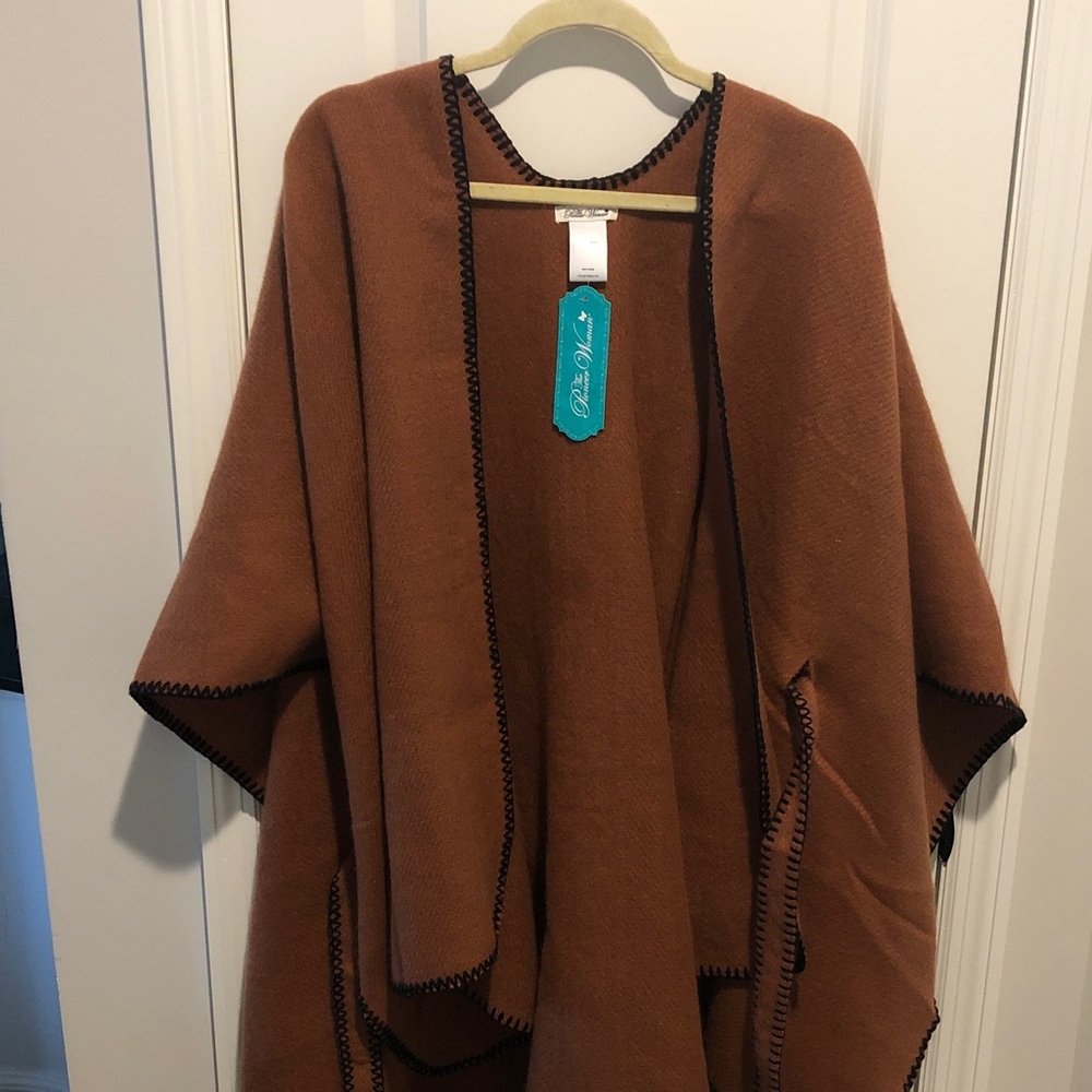 The Pioneer Woman Brown Poncho NWT